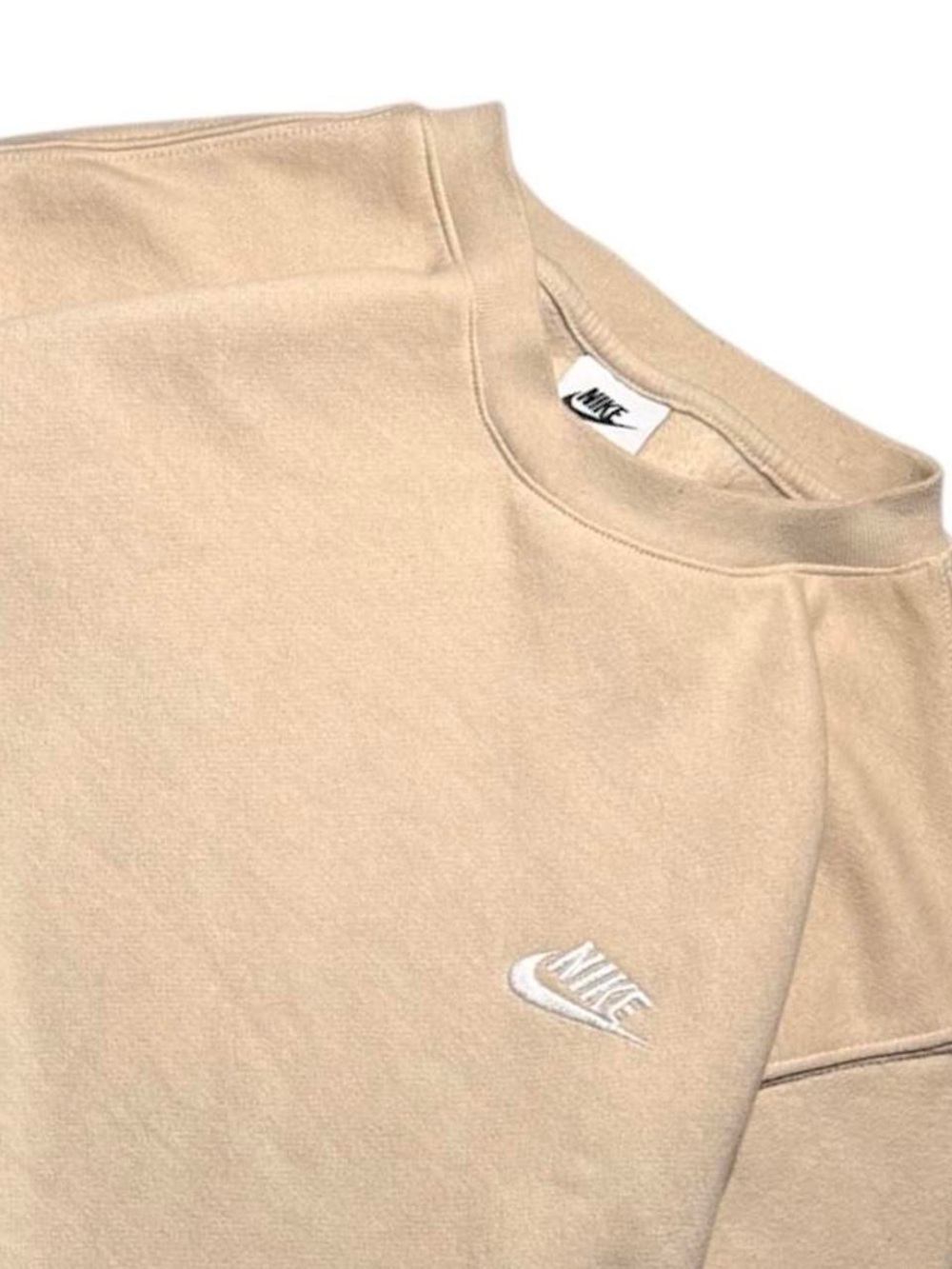 Nike Men’s Tan Crewneck Sweatshirt